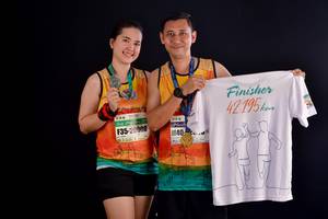 BIB: 42195, 20900
                            <button type="button" onclick="openModal(9903800)" class="btn btn-primary btn-sm float-right btn-popup" data-toggle="modal" data-target=".modal-high-quality">
                        <i class="fas fa-shopping-cart"></i> Add to Cart
                    </button>
                                            <button type="button" onclick="isThisMe(9903800, true)" class="btn btn-success btn-sm float-right btn-popup btn-isme hidden" data-toggle="tooltip" data-placement="bottom" title="นี่คือรูปของคุณใช่ไหม คลิกที่นี่เพื่อเอาเข้าอัลบั้ม">
                        <i class="fas fa-plus"></i> Add to album
                    </button>
                    <button type="button" onclick="isThisMe(9903800, false)" class="btn btn-warning btn-sm float-right btn-popup btn-isnotme hidden">
                        <i class="fas fa-ban"></i> Remove from album
                    </button>